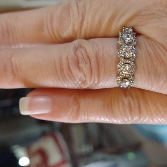 Ring - Picture 4 of 4